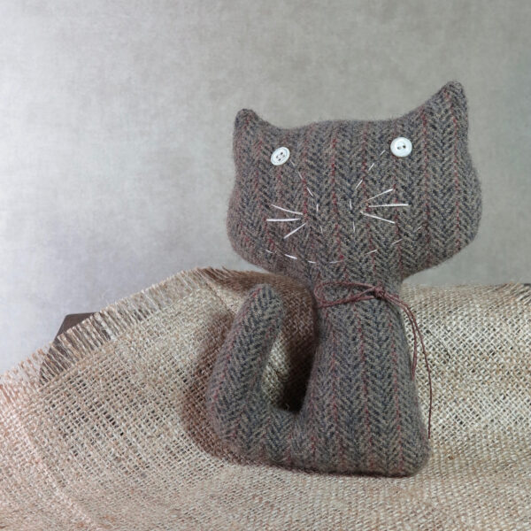 handmade by patrice wool cat